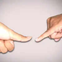 Masih ingat nggak, nih, sama permainan 90-an yang cuma modal jari berikut ini? (Via: posronda.net)