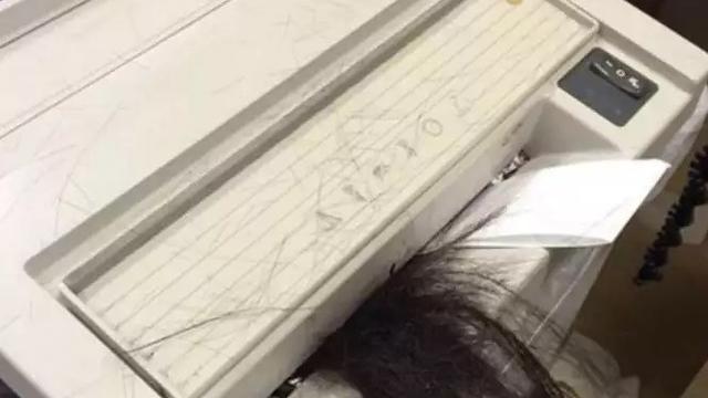 6 Tingkah Gokil Orang Pakai Mesin Fotokopi Kocak, Absurd Maksimal