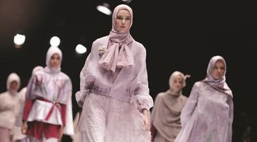 840 Koleksi Foto Penampakan Fashion Show HD Terbaru