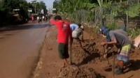 Lalu lintas Carita-Anyer hanya untuk motor dan kendaraan kecil