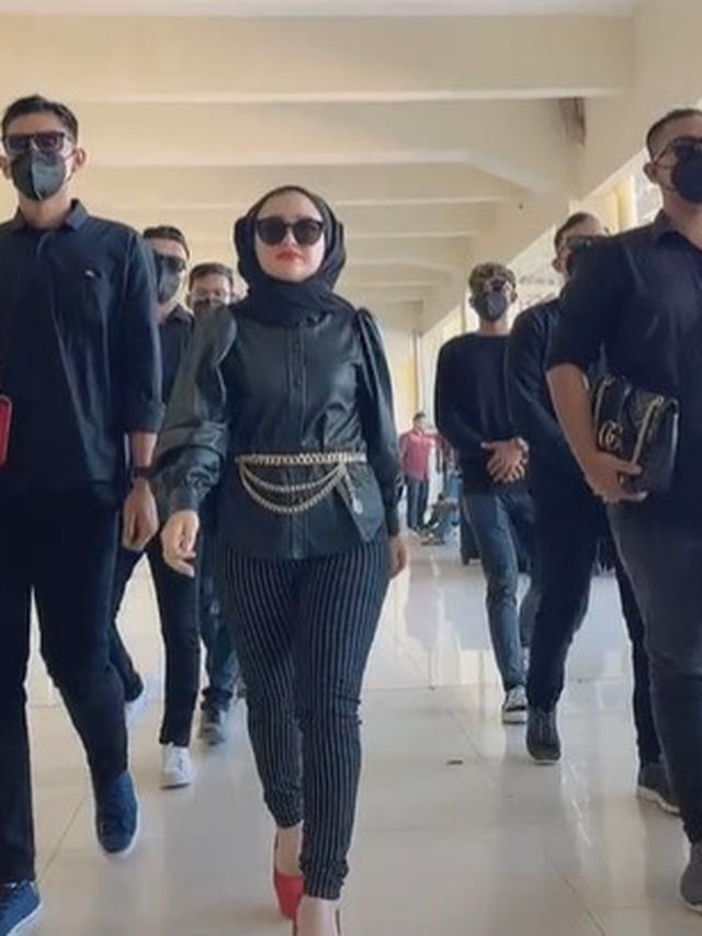 Takut Haters, Viral Wanita di Aceh Ini Selalu Dilindungi 9 ...