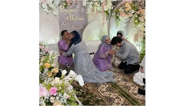 10 Momen Pengajian 4 Bulan Kehamilan Aurel Hermansyah, Penuh Haru Bahagia