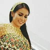 Sebelum menjalani serangkaian acara pernikahan, Momo Geisha menjalani adat siraman dan midodareni. (Instagram/picture_momogeisha)