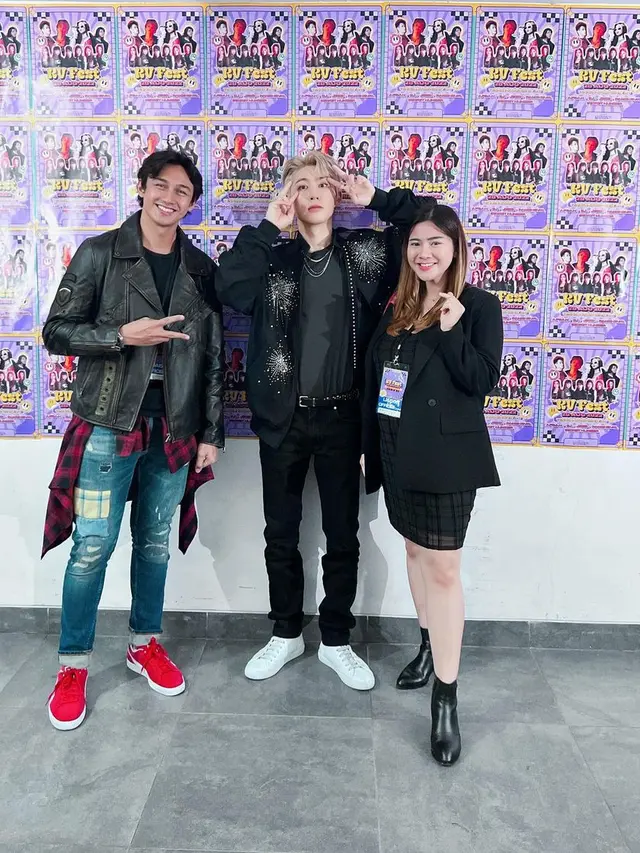 6 Potret Felicya Angelista dan Caesar Hito Bersama Idol K-Pop, Bikin Iri Netizen