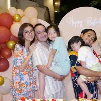 Kejutan Ultah Ruben Onsu (Instagram/thaliaputrionsu)