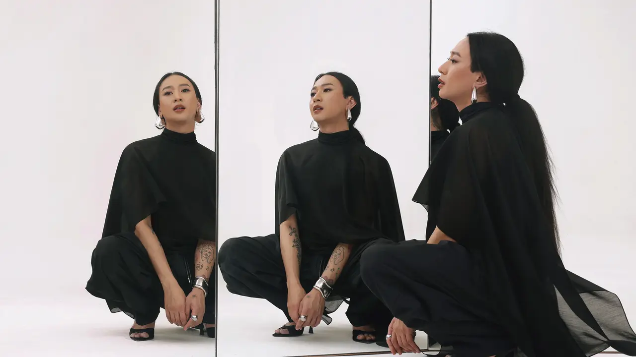 Jovi Adhiguna x Day and Night, Koleksi yang Mengajak Kembali Jatuh Cinta pada Proses Berkarya [Dok/Day and Night]