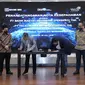 Penandatanganan nota kesepahaman kerja sama dilakukan oleh Direktur Utama Telkom, Ririek Adriansyah dan Direktur Utama BRI, Sunarso disaksikan langsung oleh Menteri BUMN Erick Thohir dan Wakil Menteri BUMN II Kartika Wirjoatmodjo di Gedung BRI, Jakarta (30/7).