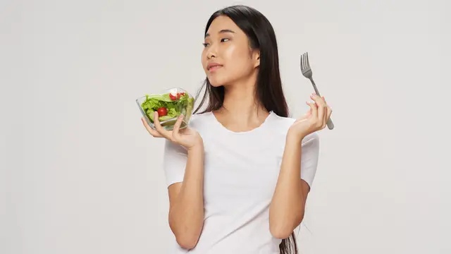 10 Cara Mencegah Penuaan Dini di Usia 20an, Beauty Regime Ini Wajib Diterapkan!