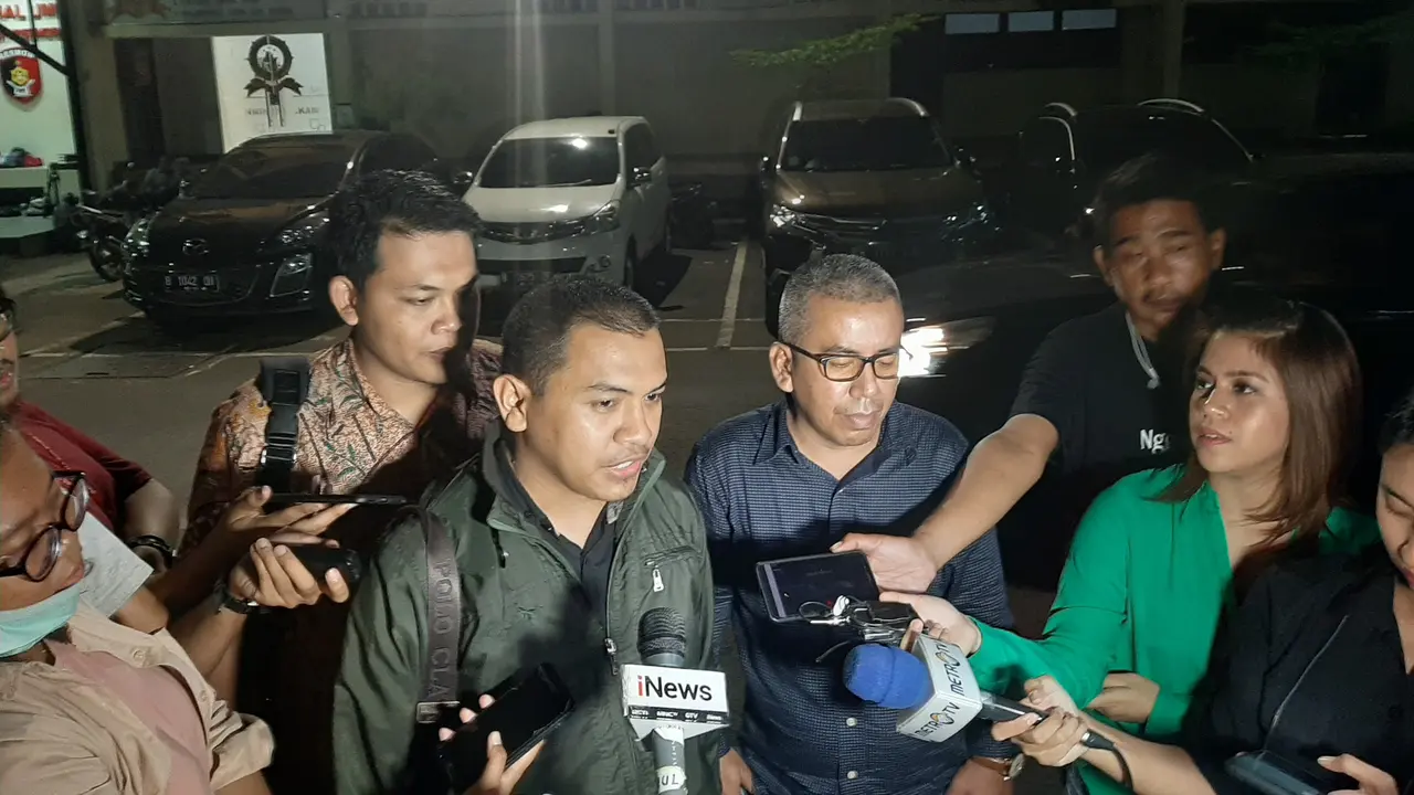 Pengacara Bernard Abdul Jabbar, Azis Januar.