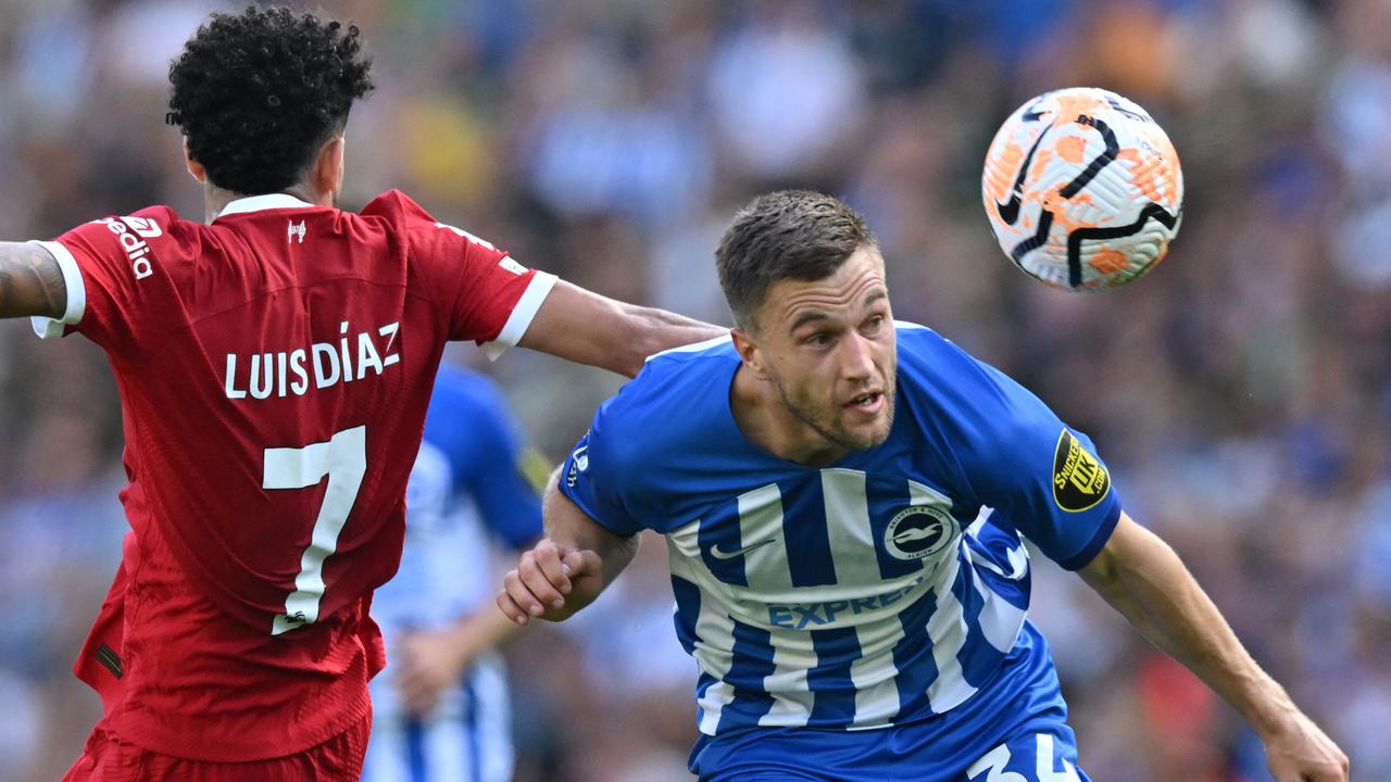 Bek Brighton & Hove Albion di Premier League 2024/2025, Joel Veltman, tertarik untuk dinaturalisasi menjadi Warga Negara Indonesia (WNI) demi bisa membela Timnas Indonesia.