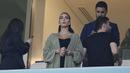 Kekasih Cristiano Ronaldo, Georgina Rodriguez, hadir langsung memberikan dukungan saat Timnas Portugal berhadapan dengan Swiss pada laga Piala Dunia di Stadion Lusail, Doha, Selasa (6/12/2022). (AFP/Patrice De Melo Moreira)