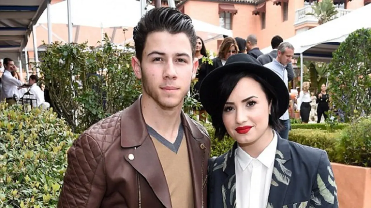 Nick Jonas dan Demi Lovato