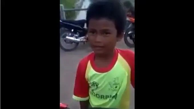 Keahlian Bocah Ini Sudah Berhasil Membuat Ribuan Orang Tertawa