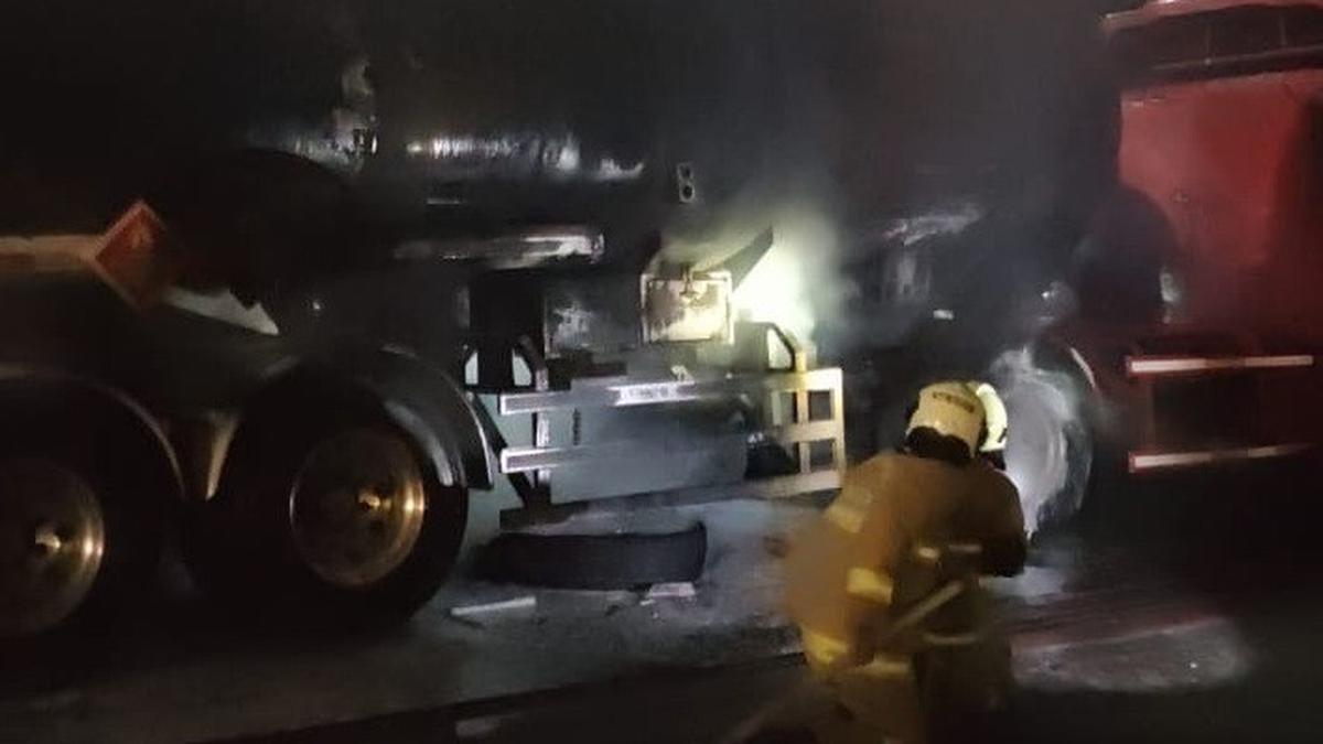 Truk Tangki BBM di SPBU Kemanggisan Jakbar Terbakar, Tak Ada Korban Jiwa