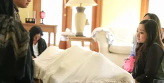 Dunia pertelevisian tanah air berduka. Alex Kumara, pelopor televisi swasta itu menghembuskan napas terakhirnya pada hari ini, Kamis (24/11) pukul 09.22 WIB. (Adrian Putra/Bintang.com)