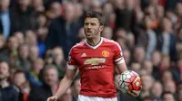 Top 10 Berita Bola: 3 Gelandang Incaran MU Pengganti Carrick