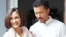 Saat ini Salma sudah berusia empat bulan, sebagai orangtua, Rio dan Atiqah semakin enggan meninggalkannya dalam waktu yang lama untuk pekerjaan. Tak jarang dalam akun Instagram mereka keharmonisan pun terjalin di dalamnya. (Instagram/riodewanto)