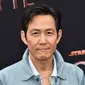 Aktor Korea Selatan Lee Jung-jae menghadiri acara peluncuran serial Star Wars orisinal baru Disney+ dan Lucasfilm "The Acolyte" di teater El Capitan di Hollywood, California, 23 Mei 2024. (Dok: Chris DELMAS / AFP)