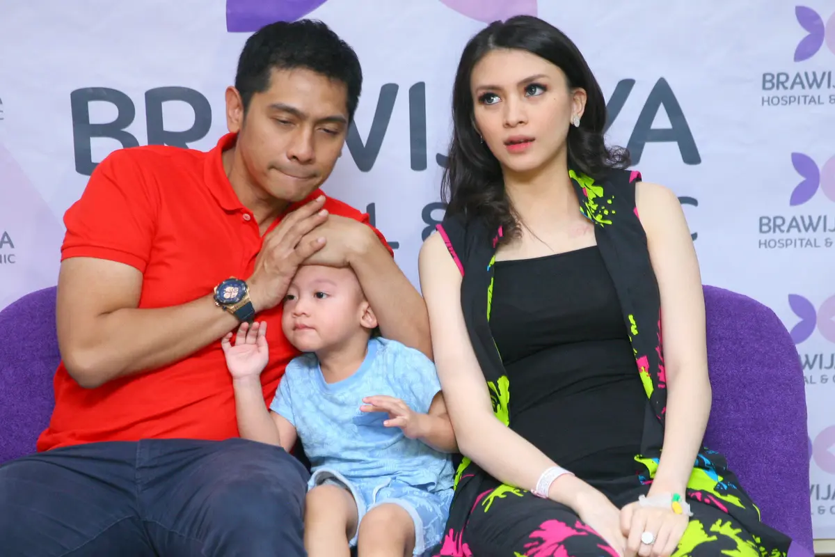 [Bintang] Alasan Adi Nugroho dan Donita Memilih 11 Januari Sebagai Tanggal Kelahiran Anak Kedua
