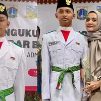 Dhofin, anak laki-laki Ibnu Jamil terpilih jadi anggota Paskibraka. [Instagram/mayamaula9]