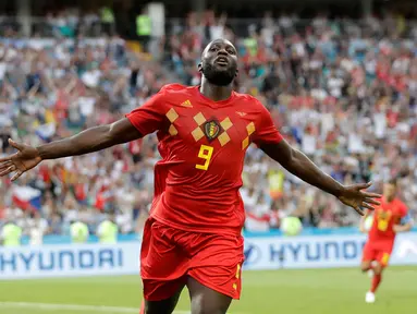 Pemain Belgia, Romelu Lukaku melakukan selebrasi usai mencetak gol ke gawang Panama dalam penyisihan Grup G Piala Dunia 2018 di Stadion Fisht, Sochi, Rusia, Senin (18/6). Belgia menang 3-0 dengan sumbangan dua gol dari Lukaku. (AP Photo/Matthias Schrader)