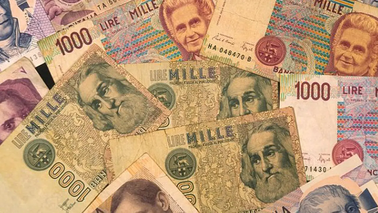 Uang Lira Italia