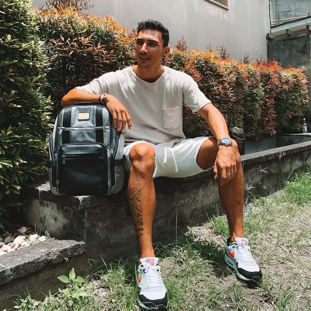 7 Potret Vincent Verhaag, Host MTMA yang Diduga Kekasih Baru Jessica Iskandar