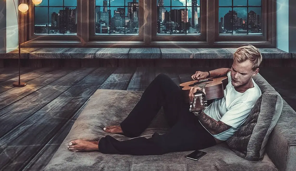 Seperti diketahui, Avicii ditemukan tak bernyawa di Muscat pada Jumat (20/4/2018). Kabar duka ini pertama kali diumumkan oleh tim manajemen dari Avicii. (Foto: instagram.com/avicii)