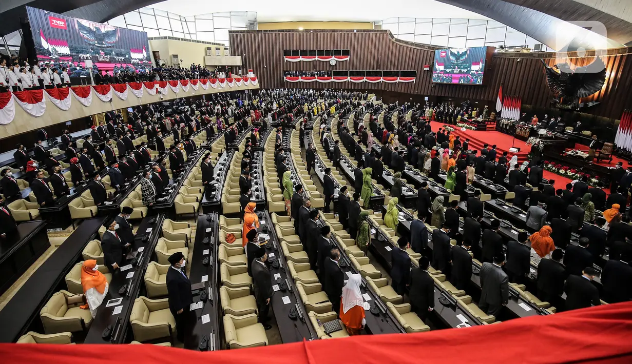 Suasana Sidang Tahunan MPR dan Sidang Bersama DPR - DPD Tahun 2022 di Gedung Nusantara, Kompleks Parlemen, Senayan, Jakarta, Selasa (16/8/2022). Sidang dihadiri langsung oleh Presiden Joko Widodo (Jokowi), Wakil Presiden Ma'ruf Amin, serta jajaran menteri-menteri kabinet Jokowi serta para ketua lembaga. (Liputan6.com/Johan Tallo)