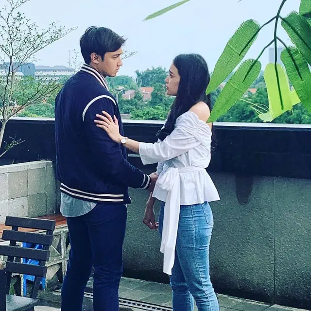 6 Potret Kebersamaan Michelle Ziudith dan Caesar Hito dalam Sinetron Baru