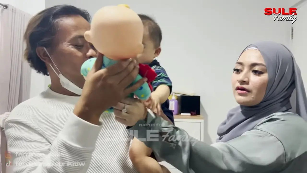 [Fimela] Sule dan Adzam