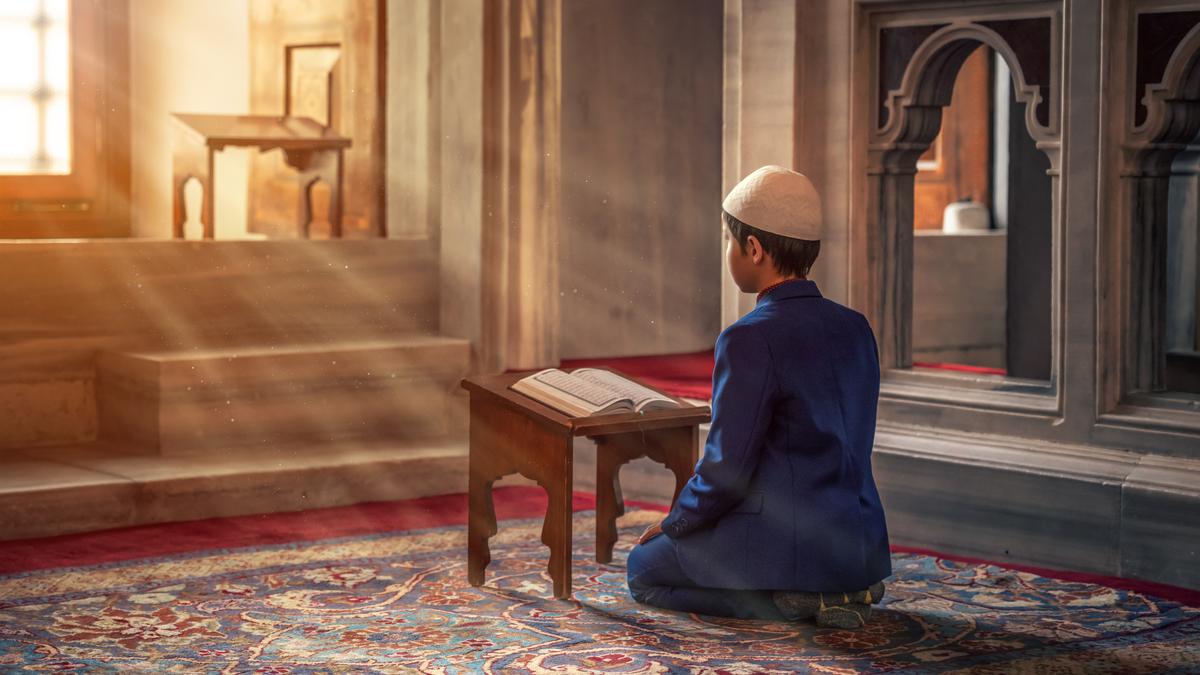 Amalan Spesial di Malam Lailatul Qadar Berdasarkan Hadist Nabi, Jangan Lewatkan Kesempatan Ini!