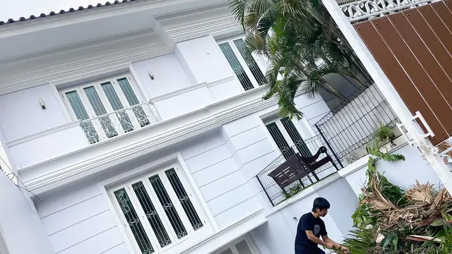 Pindah Karena Kebanjiran, Ini 7 Potret Rumah Baru Rian D'Masiv di Pondok Indah