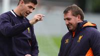 Steven Gerrard dan Brendan Rodgers (AFP/Andrew Yates)