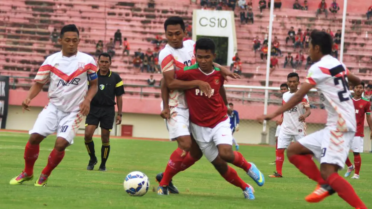 Persis Solo