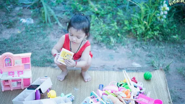 Ilustrasi memanjakan anak dengan banyak mainan/freepik.com/EyeEm