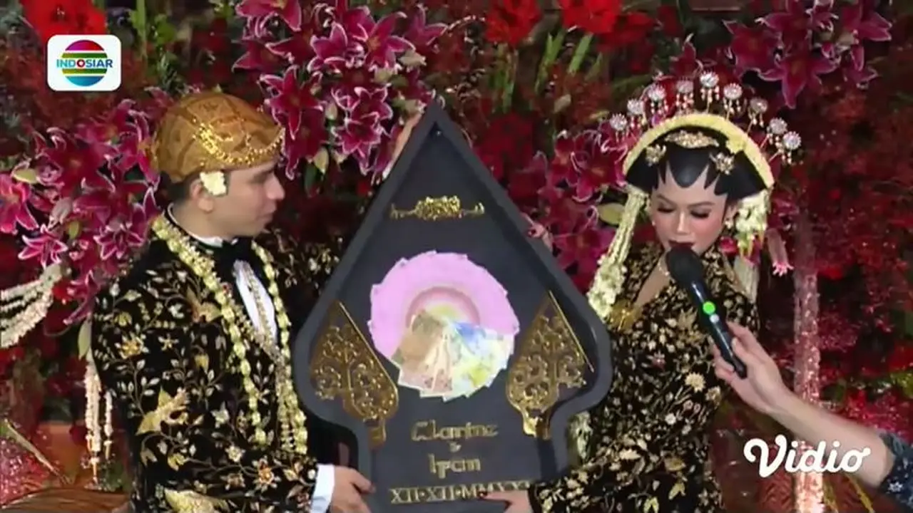 8 Momen Pernikahan Ifan Govinda dan Clarine Dieta, Mahar Unik Rp 12.122.021