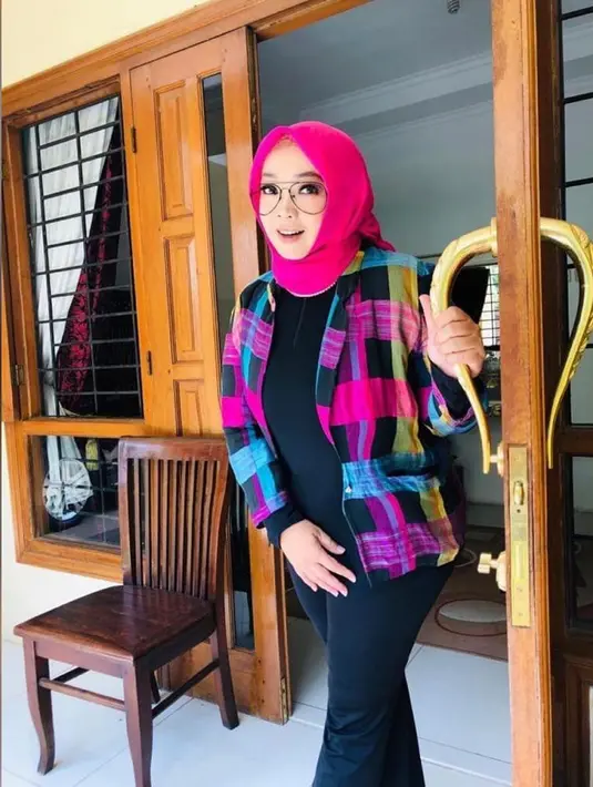 (Instagram/rinagunawan74)