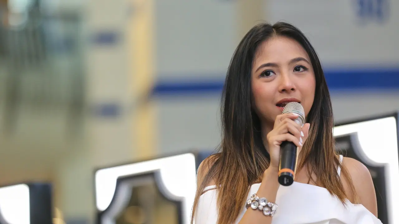 [Bintang] Nadia Vega