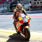 Pembalap Repsol Honda, Dani Pedrosa, dinilai Marc Marquez tak punya motivasi saat menggeber motor Honda. (MotoGP)