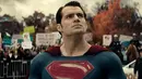 Henry Cavill, pemeran Superman. foto: henrycavillnews.com