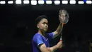 Pebulu tangkis tunggal putra Indonesia, Anthony Sinisuka Ginting saat melawan Kantaphon Wancharoen (Thailand) pada babak kualifikasi Indonesia Masters 2026 di Istora Gelora Bung Karno, Senayan, Jakarta, Selasa (20/1/2026). Tunggal putra Indonesia, Anthony Sinisuka Ginting memastikan lolos ke babak utama Indonesia Masters 2026. (Bola.com/Bagaskara Lazuardi)