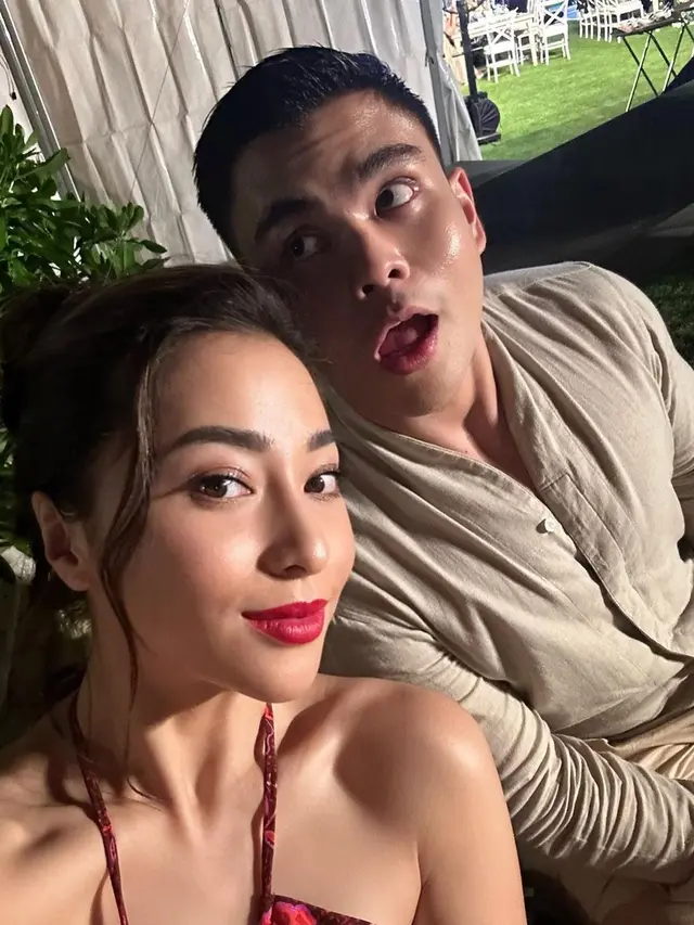 Nikita Willy dengan dress (Instagram/nikitawillyofficial94)