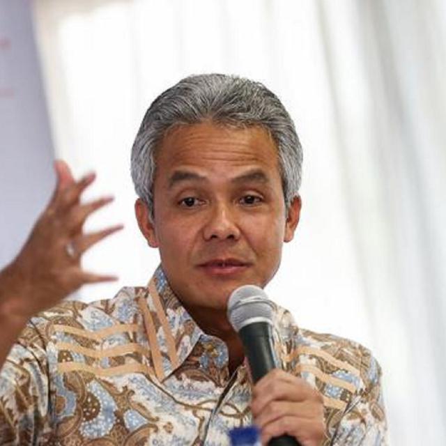 Sambangi Pantai Cemara Ganjar Harap Investor Tertarik