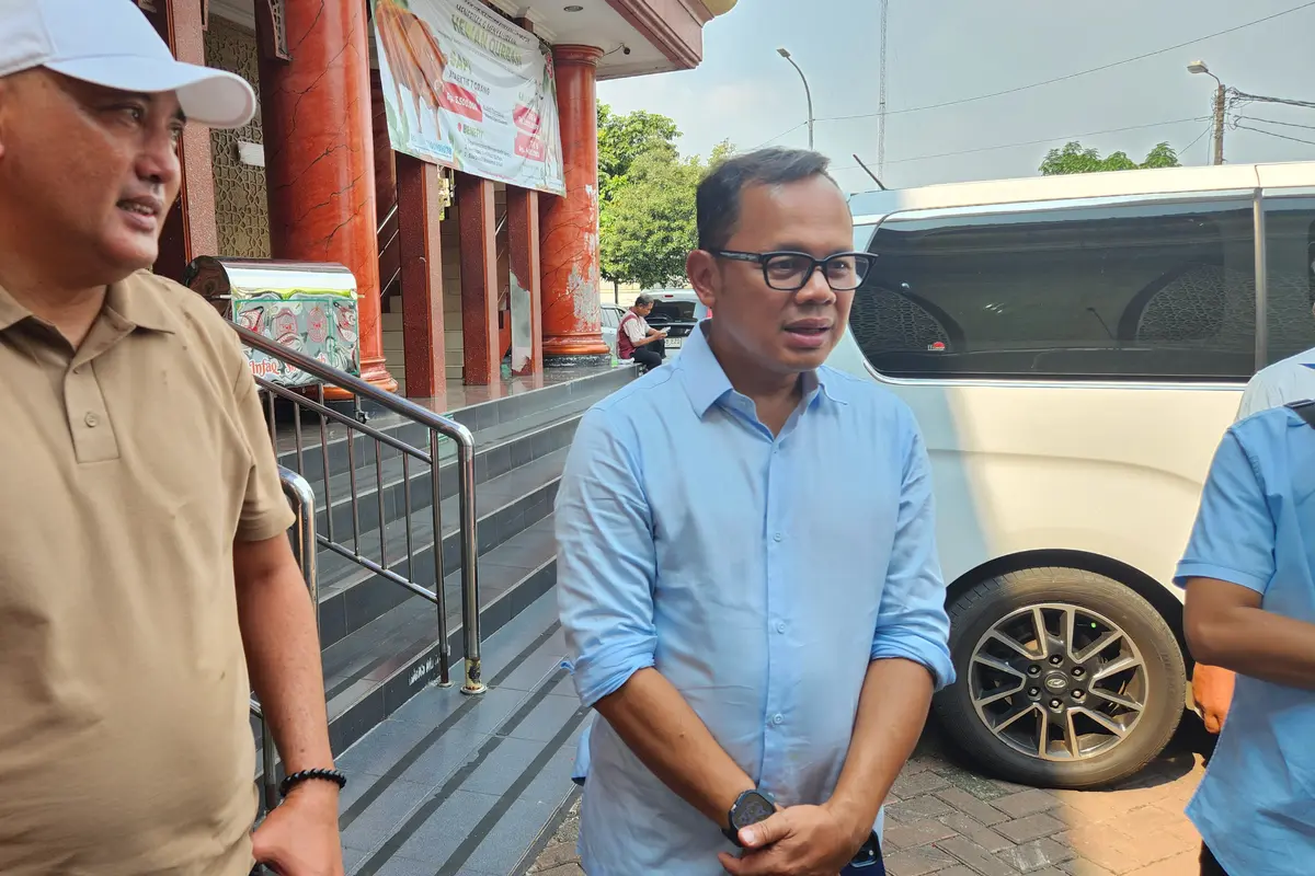 Mantan Wali Kota Bogor, Bima Arya saat mendatangi wilayah Kota Depok. (Liputan6.com/Dicky Agung Prihanto)