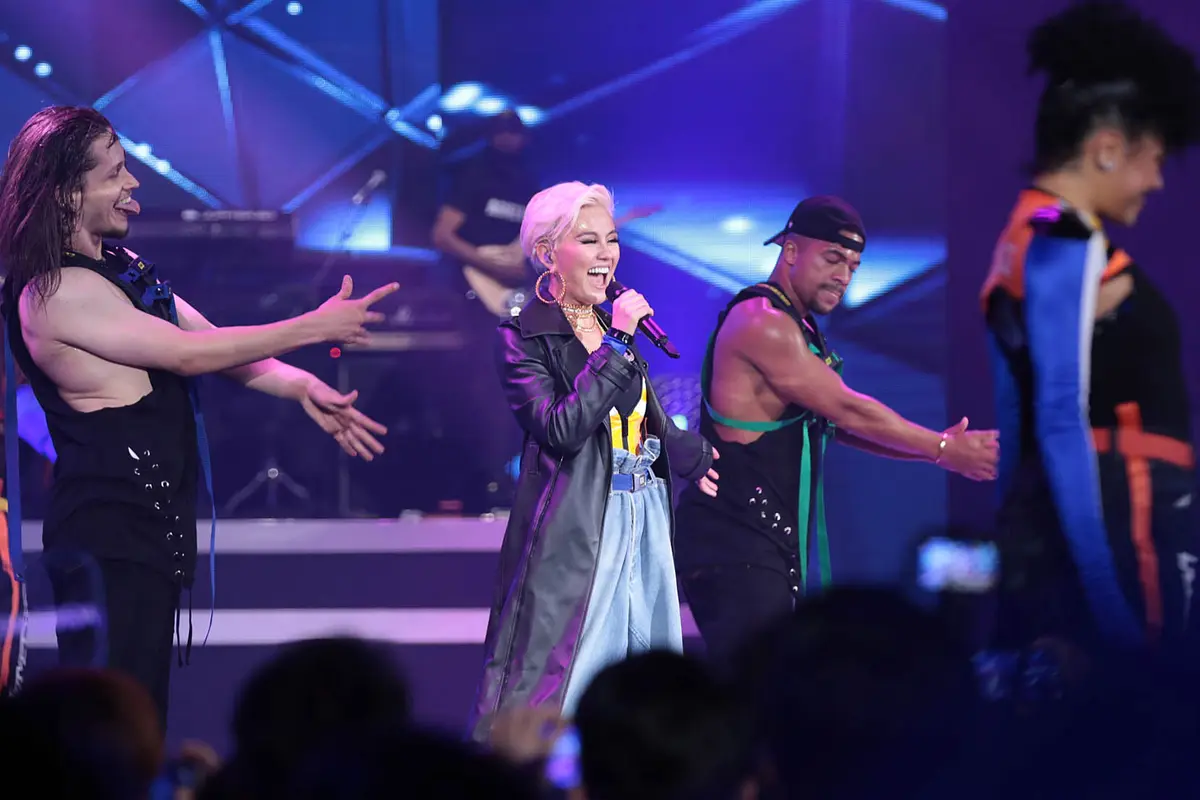 [Bintang] Perkenalkan X, Debut Album Internasional Agnez Mo
