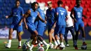 Les Bleus -julukan Prancis- akan berusaha mempertahankan awal sempurna mereka di Grup B kualifikasi Piala Eropa 2024 ketika menyambut Republik Irlandia di Parc des Princes, Jum'at (8/9) dini hari WIB. (FRANCK FIFE / AFP)