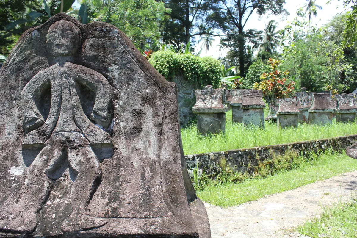Makam Leluhur dengan Posisi Berjongkok Hanya Ada di Minahasa