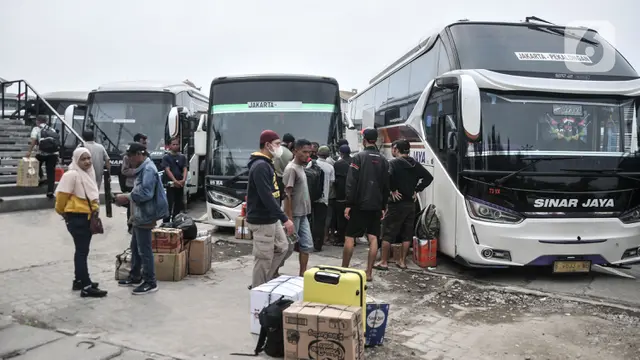 H-4 Lebaran, Terminal Bus Tanjung Priok Alami Lonjakan Penumpang