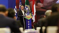 Menpora RI, Zainudin Amali, memberi sambutan saat pembukaan Kongres PSSI di Hotel Raffles, Jakarta, Sabtu (29/5/2021). Kongres tersebut akan membahas kepastian Liga 1 dan 2 2021/2022. (Bola.com/M Iqbal Ichsan)